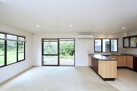 Photo of property in 35 Seneca Court, Golflands, Auckland, 2013