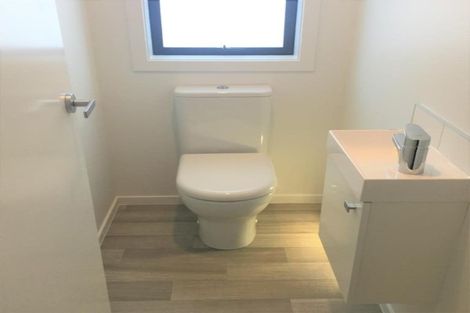 Photo of property in 27 Fairfax Crescent, Pyes Pa, Tauranga, 3112