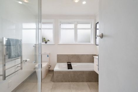 Photo of property in 24 Sherwill Street, Feilding, 4702