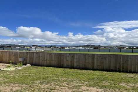 Photo of property in 4 Ngaroma Crescent, Whitianga, 3510