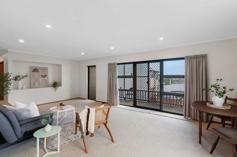 Photo of property in 11a Garfield Road, Helensville, 0800