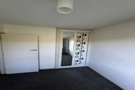 Photo of property in 2/32 Mona Vale Avenue, Riccarton, Christchurch, 8011