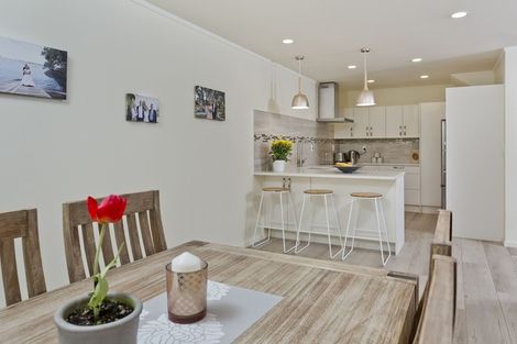 Photo of property in 79h Rangatira Road, Beach Haven, Auckland, 0626