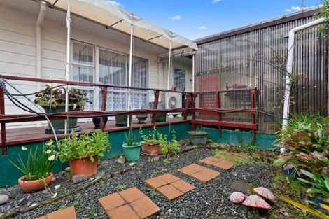 Photo of property in 37 Puriri Crescent, Edgecumbe, 3120