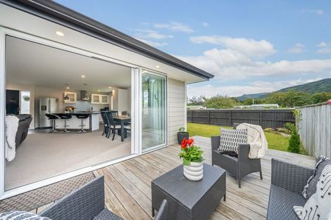 Photo of property in 30a Rimutaka Street, Trentham, Upper Hutt, 5018