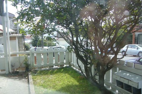 Photo of property in 54 Thompson Street, Mount Cook, Wellington, 6011