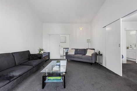 Photo of property in 76 Trafalgar Street, St Albans, Christchurch, 8014