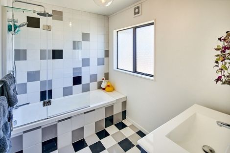 Photo of property in 108a Montgomery Avenue, Karori, Wellington, 6012