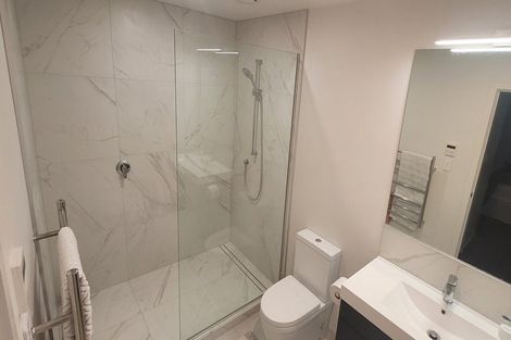 Photo of property in 77 Hokioi Drive, Kenepuru, Porirua, 5022