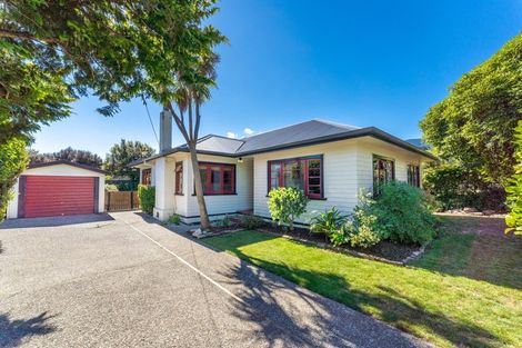 Photo of property in 7 Ranui Road, Stoke, Nelson, 7011