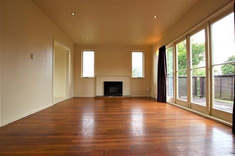 Photo of property in 37 Metcalfe Road, Ranui, Auckland, 0612