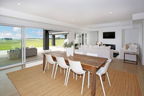 Photo of property in 22 Irwin Road, Kingseat, Pukekohe, 2679