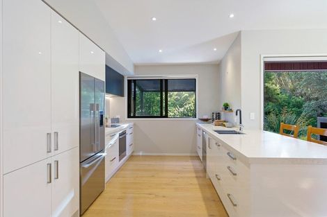 Photo of property in 154 Ngarara Road, Waikanae, 5391