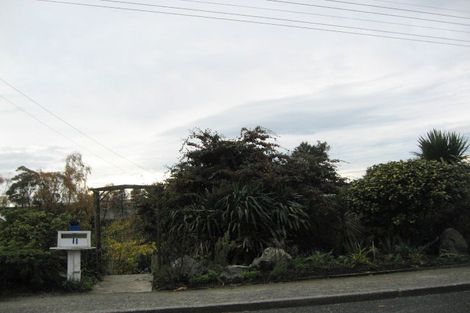 Photo of property in 11 Armstrong Street, Balclutha, 9230