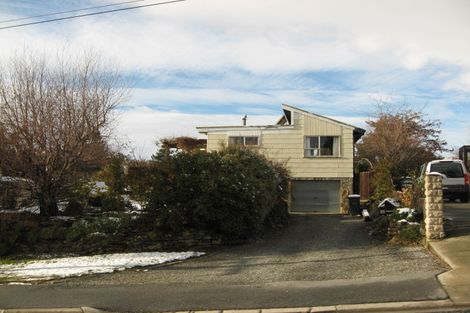 Photo of property in 64 Aronui Road, Bridge Hill, Alexandra, 9320