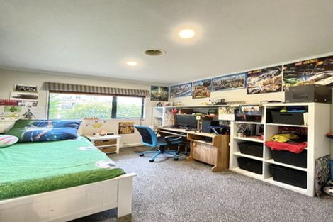 Photo of property in 34 Birkinshaw Grove, Riverstone Terraces, Upper Hutt, 5018