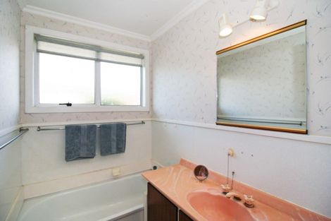 Photo of property in 34 Wesley Avenue, Frankleigh Park, New Plymouth, 4310