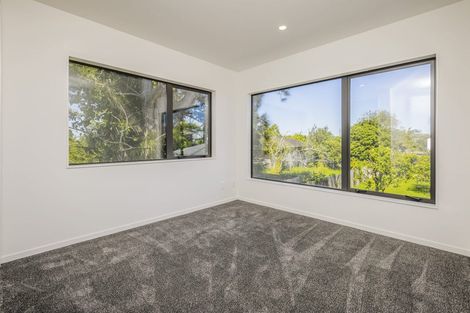 Photo of property in 8d Jupiter Street, Rosehill, Papakura, 2113