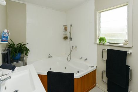 Photo of property in 7 Henderson Street, Otane, 4202