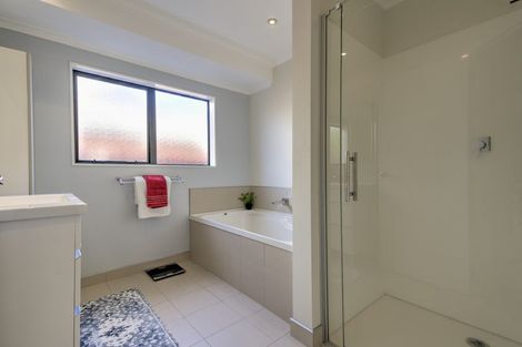 Photo of property in 9 Montrose Crescent, Huntington, Hamilton, 3210