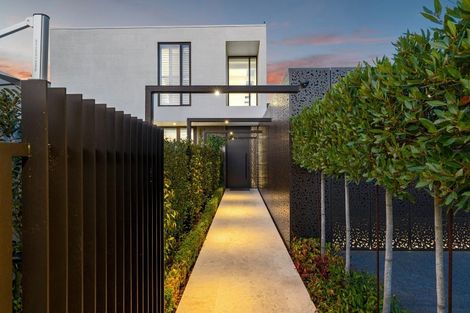 Photo of property in 48 Clissold Street, Merivale, Christchurch, 8014