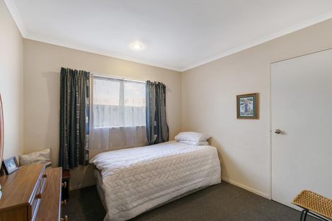Photo of property in 4 Maadi Place, Papakura, 2110