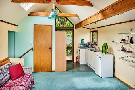 Photo of property in 16 Moana Road, Plimmerton, Porirua, 5026