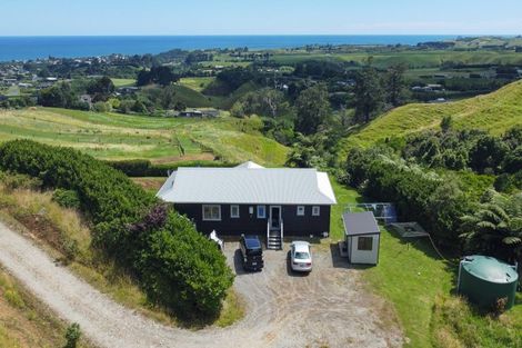 Photo of property in 167 Wairau Road, Kaitake, New Plymouth, 4374