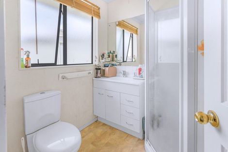 Photo of property in 13 Dorchester Place, Nawton, Hamilton, 3200