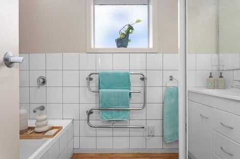 Photo of property in 44 Riverside Drive, Whakatane, 3120