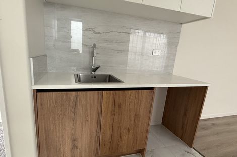 Photo of property in 28 Lime Hill Rise, Flat Bush, Auckland, 2019
