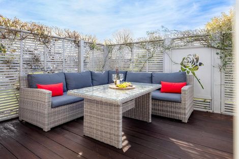 Photo of property in 3 Cam Place, Harewood, Christchurch, 8051