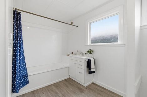 Photo of property in 259 Estuary Road, South New Brighton, Christchurch, 8062