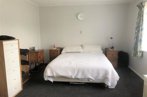 Photo of property in 17 Fitzherbert Road, Wainuiomata, Lower Hutt, 5014