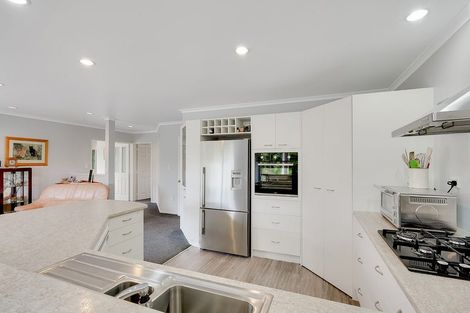 Photo of property in 9 Aloma Way, Glenview, Hamilton, 3206