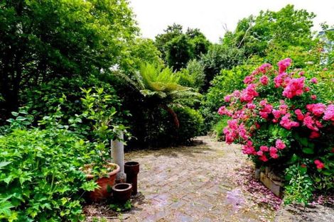 Photo of property in 16 Hunter Street, Dannevirke, 4930