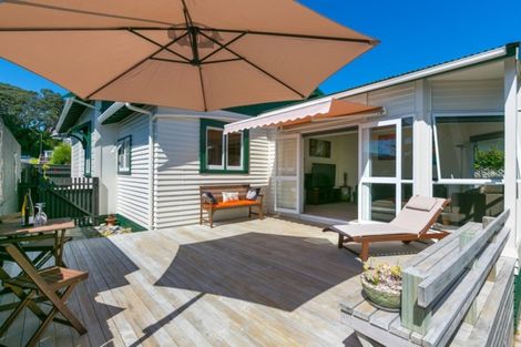 Photo of property in 121 Lemon Street, New Plymouth, 4312