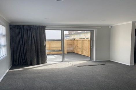 Photo of property in 15 John Reynolds Square, Hutt Central, Lower Hutt, 5010