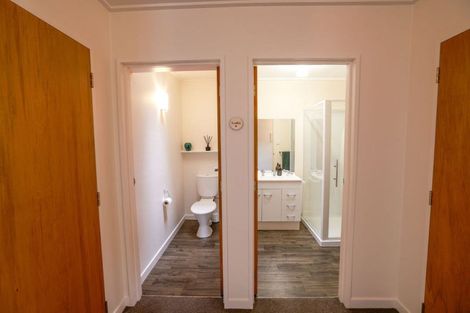 Photo of property in 7/24 Middle Road, Havelock North, 4130