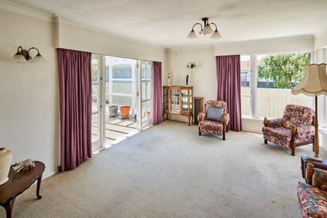 Photo of property in 350 Main Road, Tawa, Wellington, 5028