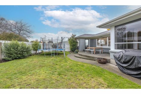 Photo of property in 16b Opal Place, Casebrook, Christchurch, 8051