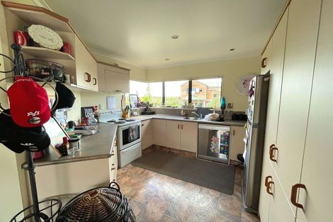 Photo of property in 3 Rosehill Place, Nawton, Hamilton, 3200
