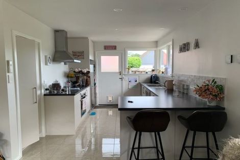 Photo of property in 5b Karaka Place, Somerfield, Christchurch, 8024