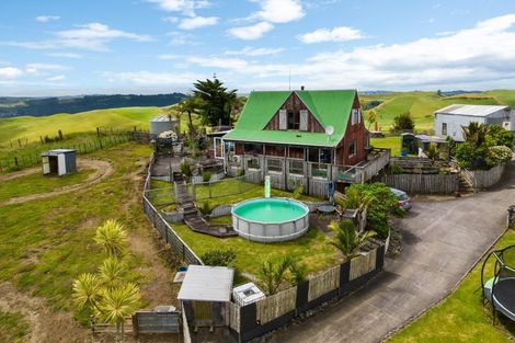 Photo of property in 173 Clarke Road, Huirangi, New Plymouth, 4373