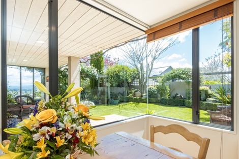 Photo of property in 49 Hikanui Drive, Havelock North, 4130