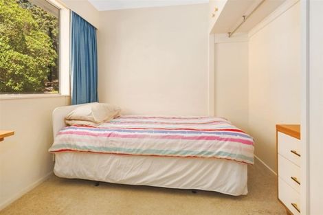 Photo of property in 19 Yarrow Place, Papakowhai, Porirua, 5024