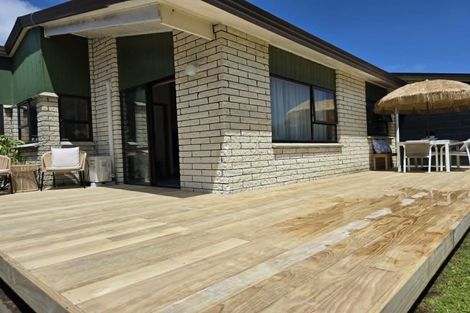 Photo of property in 73b Centreway Road, Orewa, 0931