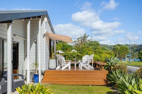 Photo of property in 83 Robinson Road, Whitianga, 3510