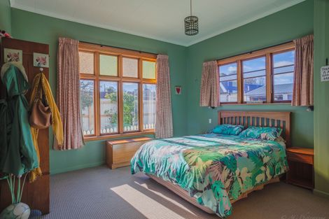 Photo of property in 28 Davie Street, Temuka, 7920