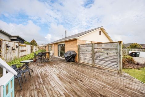 Photo of property in 23 Woodgate Court, Fitzherbert, Palmerston North, 4410